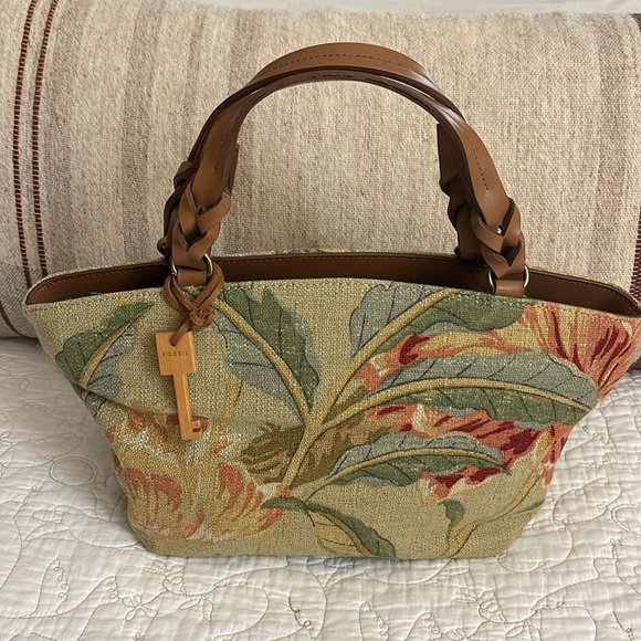 Fossil Handbags - Fossil Vintage Flower Detail Canvas and Leather Tropical Bag Y2K 90s Tote